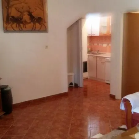 Apartment Jasarevic Martinscica (Cres)