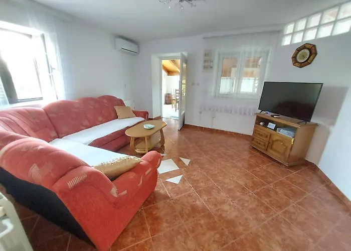 Apartmani Jasarevic Апартаменты *