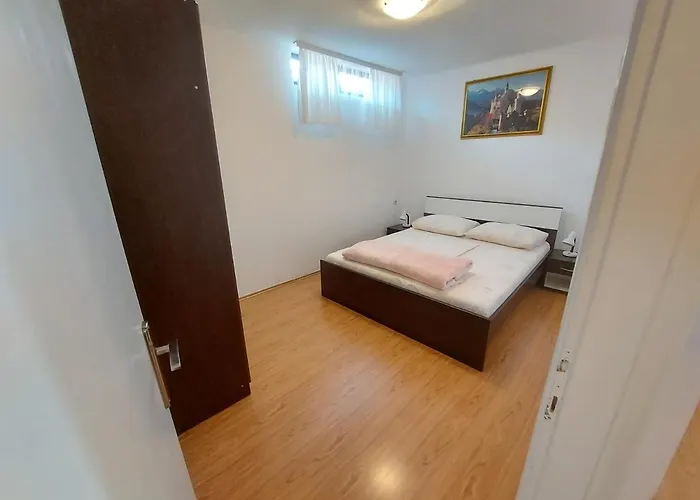 Jasarevic Appartamento Martinšćica